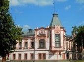 Yunusov Square