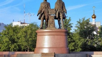 Monument to founders of Yekaterinburg